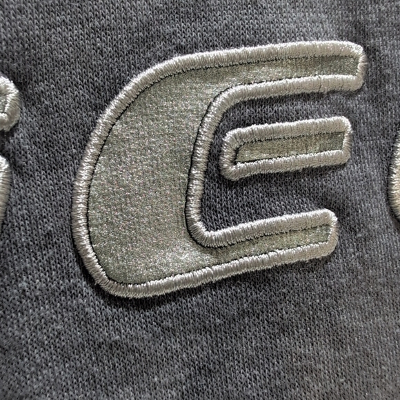 Divided H&M ANGELIC Sweater Size Large - Picture 4 of 8